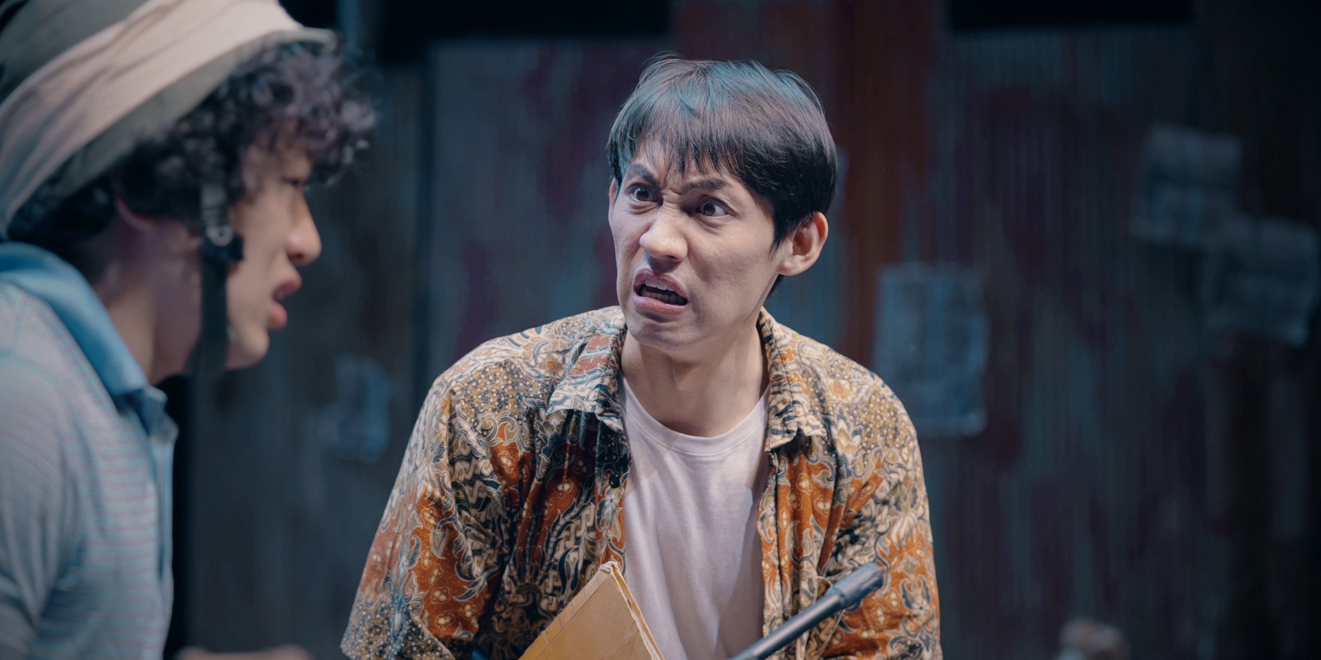 충분히 애도되지 못한 슬픔 스틸 4